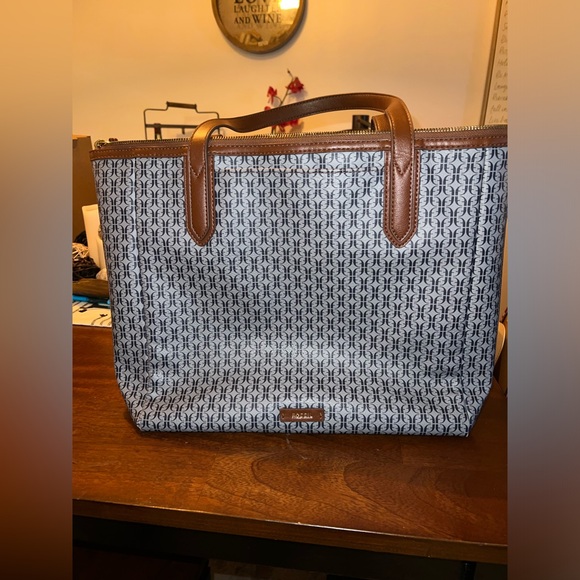 Fossil tote - Picture 2 of 4